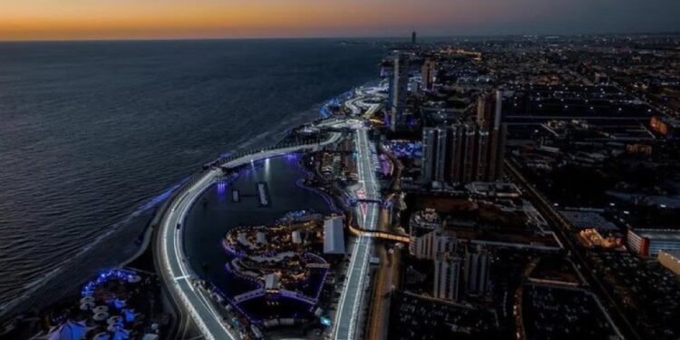 السعودية تُتوّج بجائزة أفضل دولة مستضيفة لسباقات “فورمولا إي” لأول مرة في تاريخ البطولة