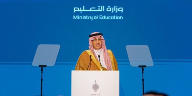 وزير التعليم يوسف البنيان في المؤتمر الصحفي الحكومي: جاهزية كاملة للعام الدراسي الجديد وتوسع في المبادرات التحولية  