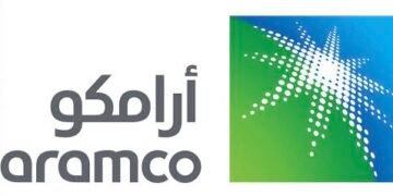 “أرامكو” السعودية توقع اتفاقيات مع شركات فرنسية بأكثر من 3.7 مليار دولار