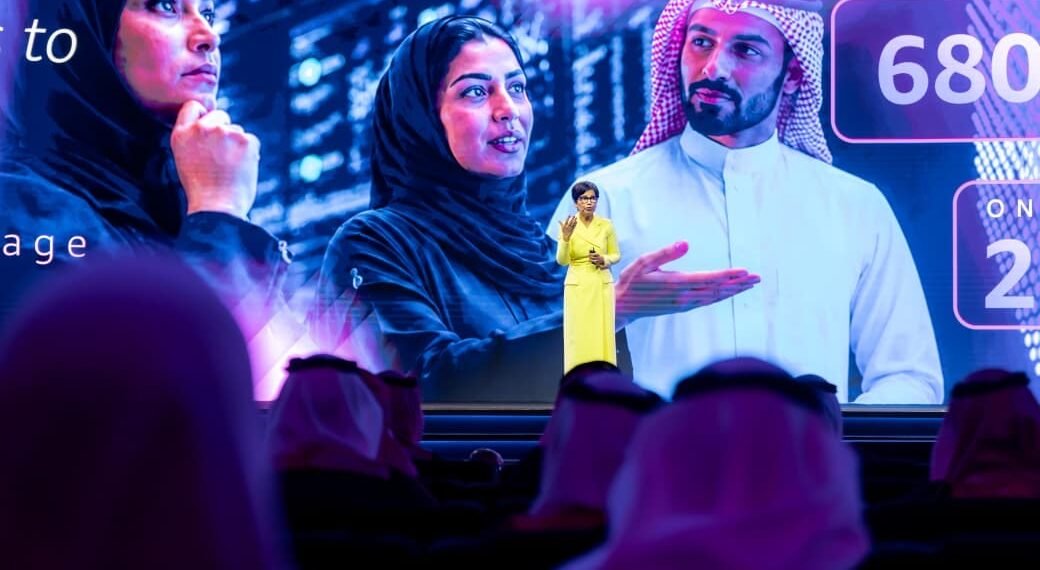 أمازون ويب سيرفيسز تُعلن إطلاق أول منطقة سحابية لها في السعودية بحلول ديسمبر 2026