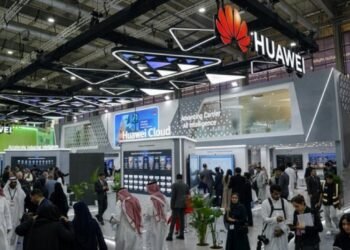 هواوي تستعرض تقنيات “الذكاء الاصطناعي الوكيلي” وتبرم اتفاقيات استراتيجية في مؤتمر LEAP 2026 بالرياض