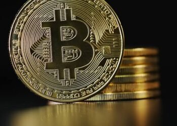 تراجع “بيتكوين” دون 80 ألف دولار بعد بيانات الوظائف الأمريكية القوية