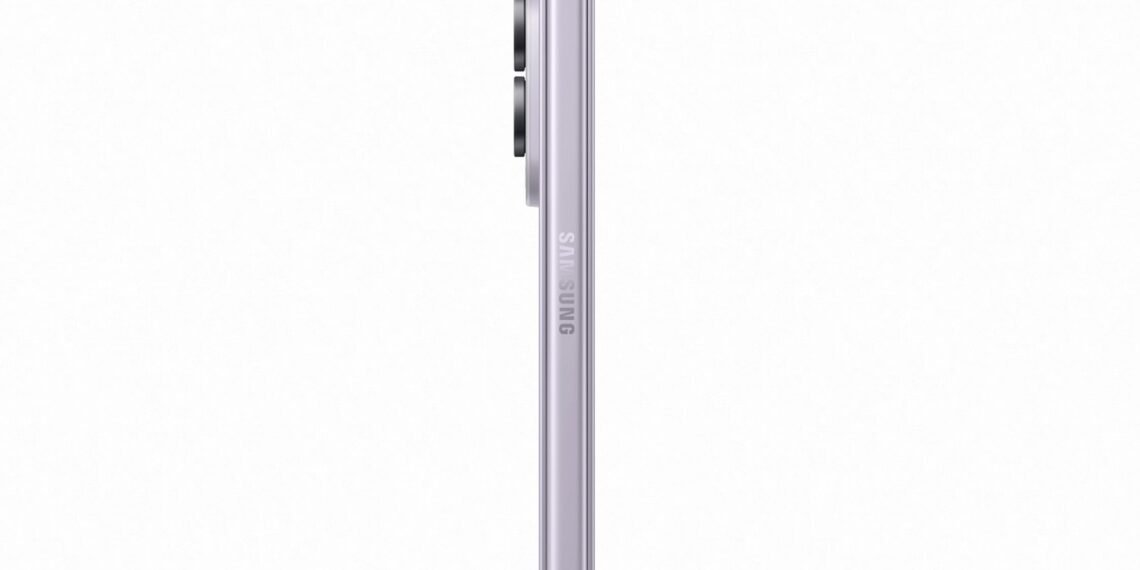 شاشة كبيرة وهاتف خفيف.. تفاصيل التصميم النحيف لهاتف Galaxy Z Fold8
