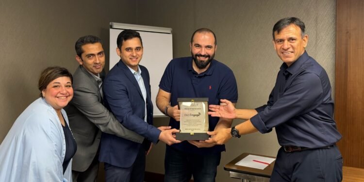 عبداللطيف جميل للإلكترونيات و WebEngageتبحثان عن ربط تجربة العميل بين القنوات الرقمية والمتاجر